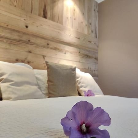 Apartamento Au Fond Du Bourg Aosta Exterior foto