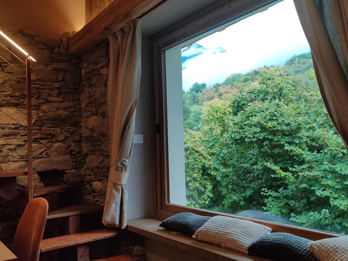 Apartamento Au Fond Du Bourg Aosta Exterior foto