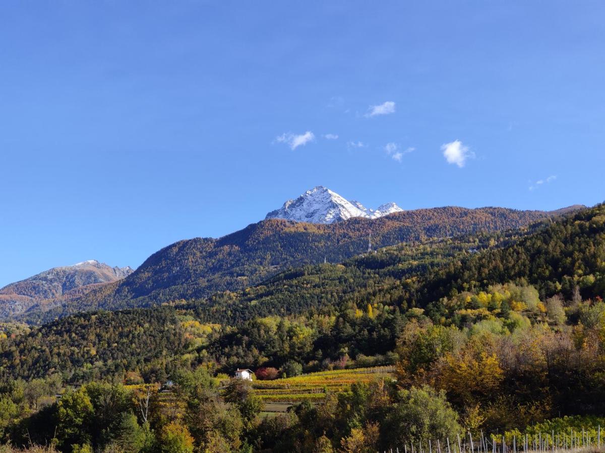 Apartamento Au Fond Du Bourg Aosta Exterior foto